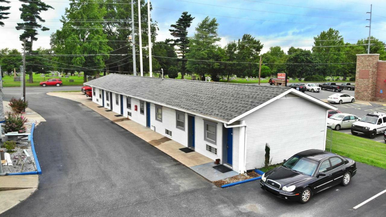 Travelers Suites Paducah Exterior photo